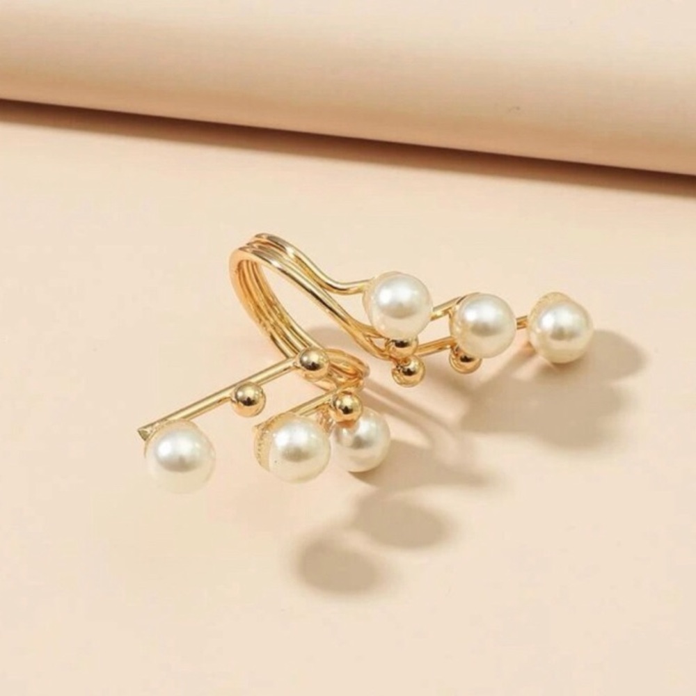 SOLD ! GORGEOUS Pearl Twine Ajustable Statement Ring - Picture 2 of 4